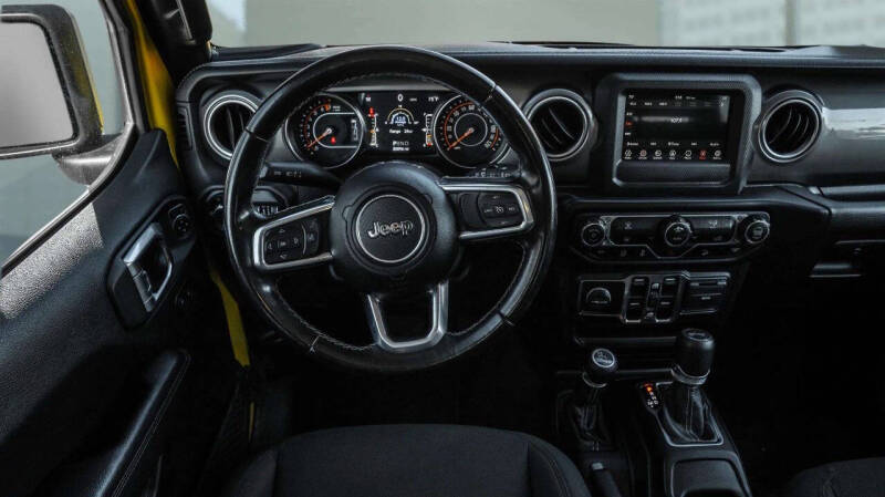 2021 Jeep Wrangler Unlimited Sahara Altitude