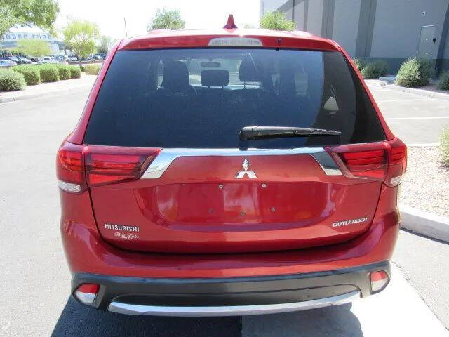 2018 Mitsubishi Outlander ES