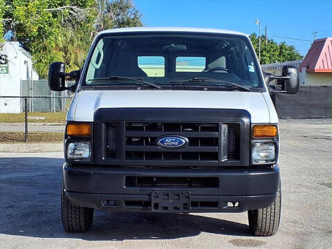 2012 Ford E-Series E-350 SD
