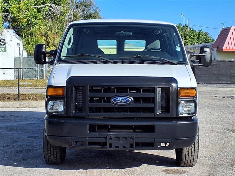2012 Ford E-Series E-350 SD