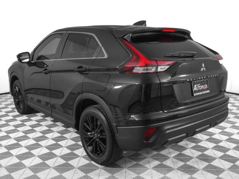 2025 Mitsubishi Eclipse Cross LE