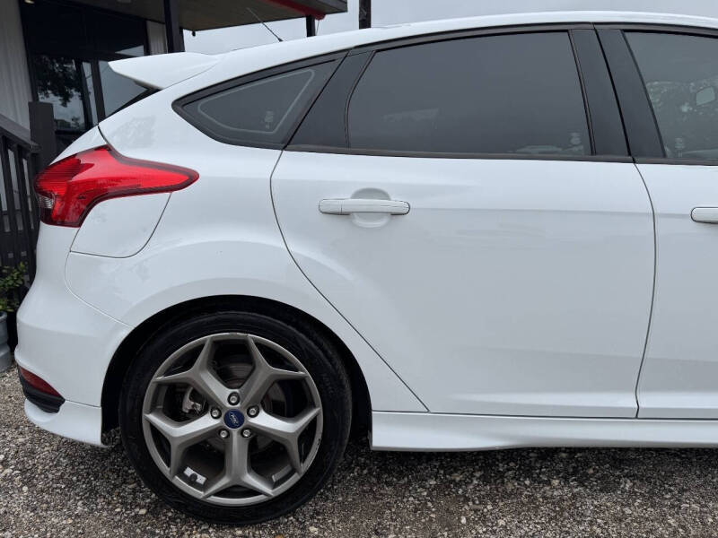 2018 Ford Focus ST