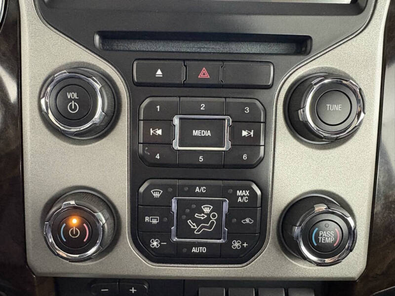 2015 Ford F-350 Super Duty Platinum