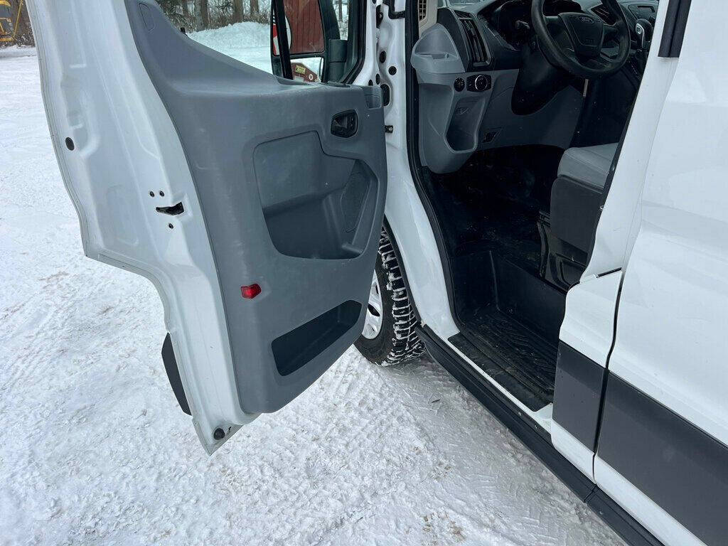 2017 Ford Transit 10