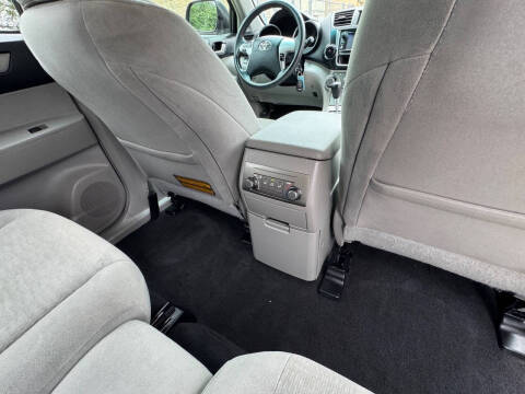 2013 Toyota Highlander Plus
