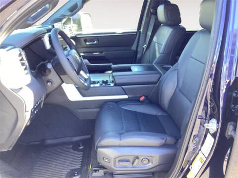 2025 Toyota Sequoia Platinum