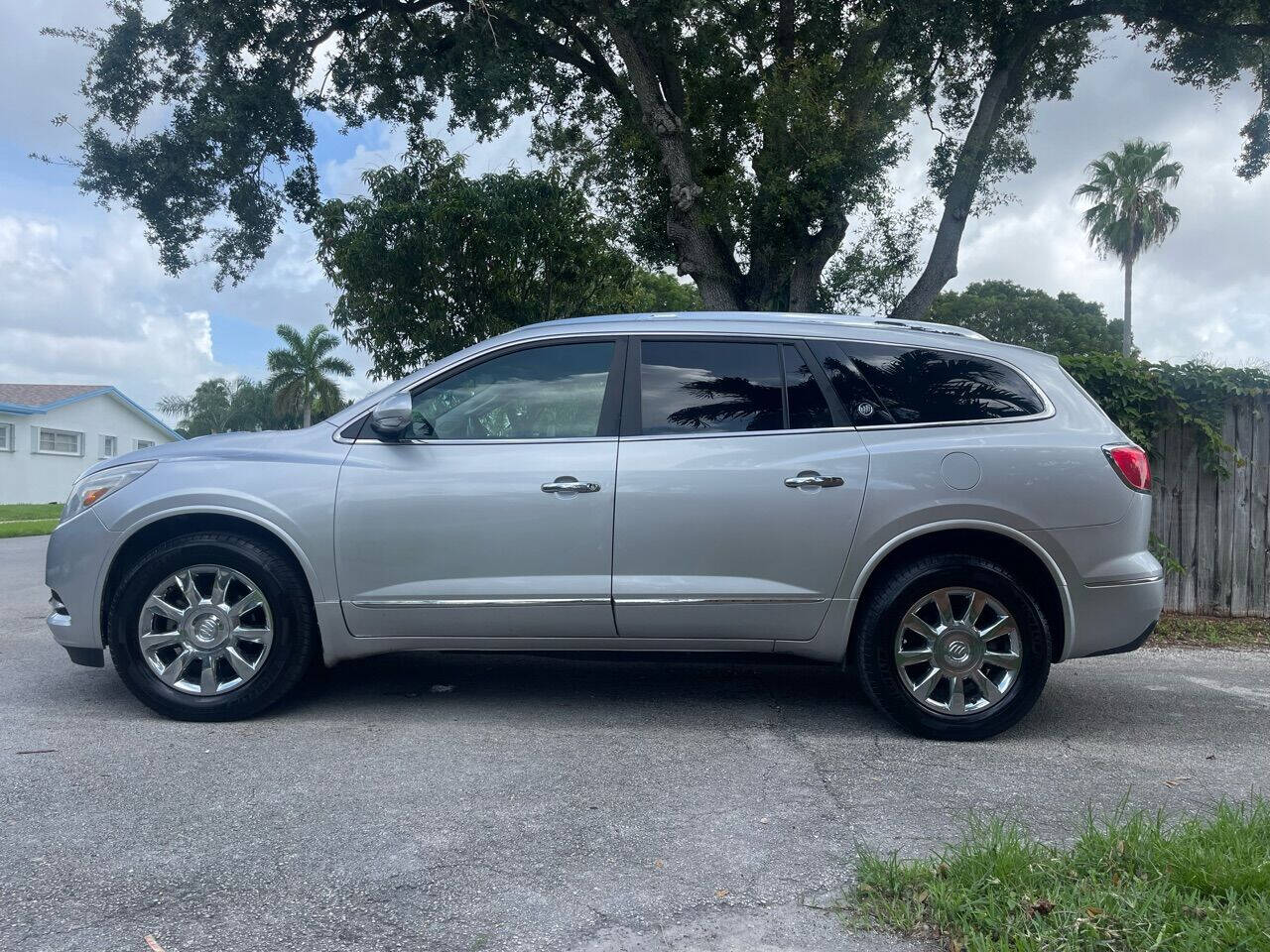 2015 BUICK Enclave SUV / Crossover - $11,900