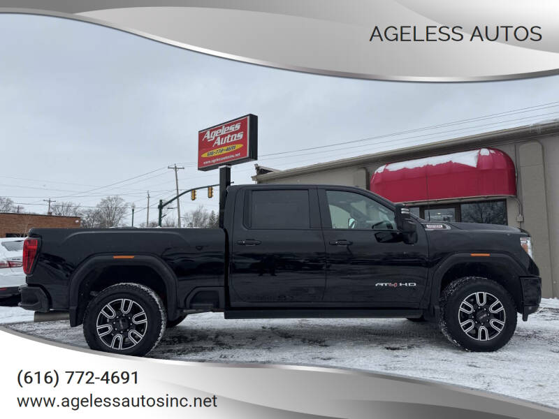 2023 GMC Sierra 2500HD AT4's photo