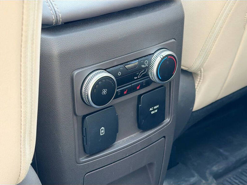 2024 Ford Explorer Platinum