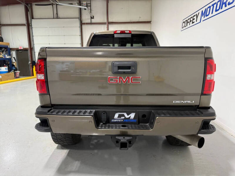 2015 GMC Sierra 2500HD Denali