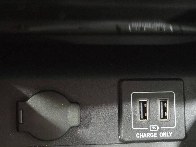 2018 Nissan Pathfinder SV