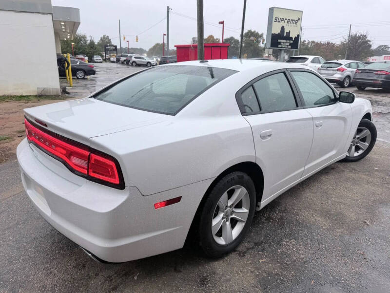 2013 Dodge Charger SE