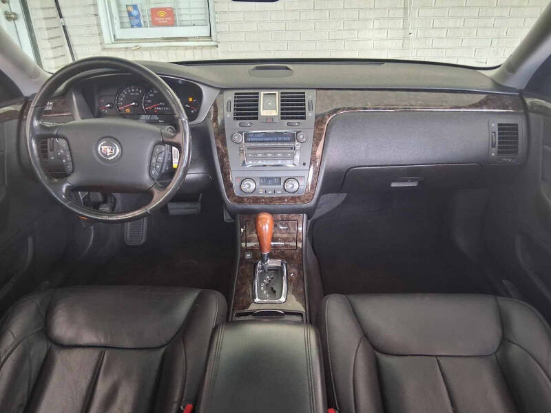 2009 Cadillac DTS Luxury 5-Passenger