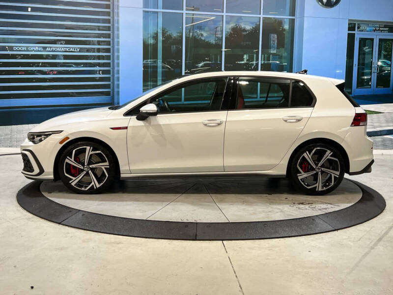 2024 Volkswagen Golf GTI SE