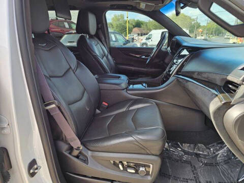 2016 Cadillac Escalade Platinum