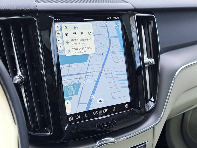 2024 Volvo XC60 B5 Core Dark Theme