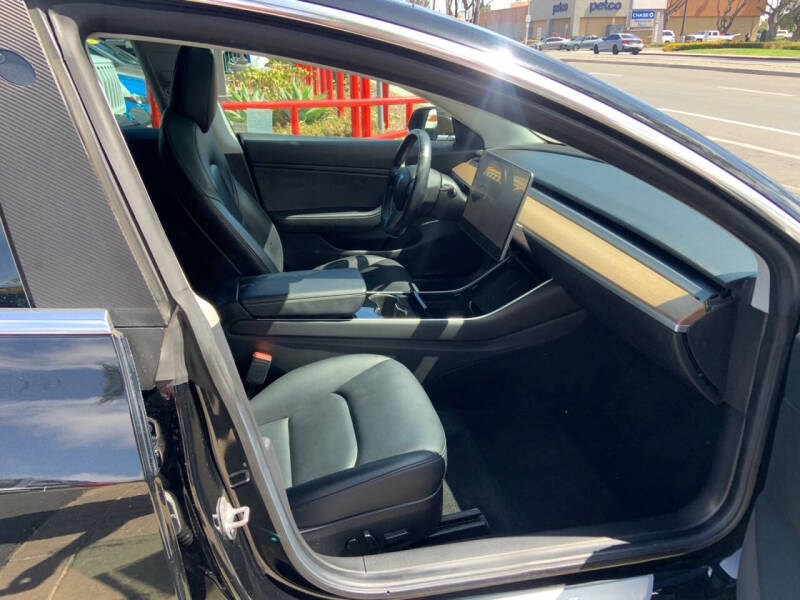 2019 Tesla Model 3 Long Range