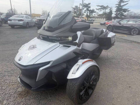 2023 Can-Am Spyder RT