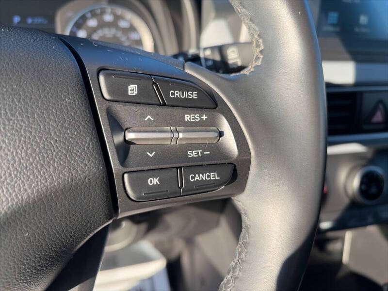 2021 Hyundai Kona SEL