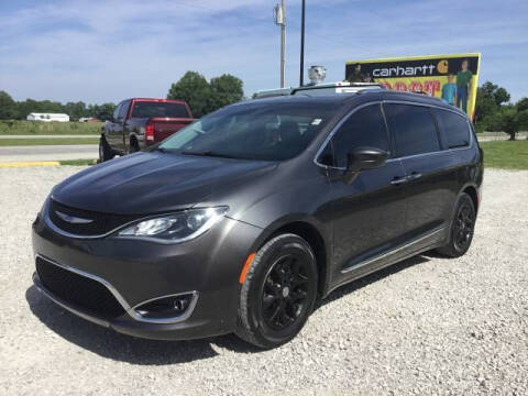 2020 Chrysler Pacifica Touring L