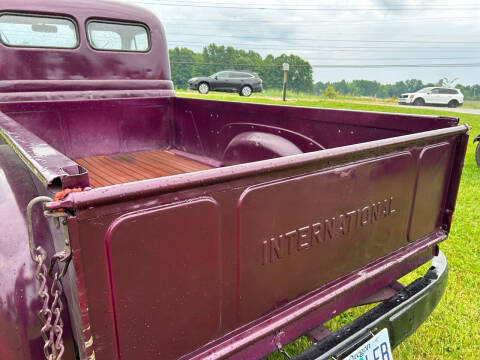 1953 International L110