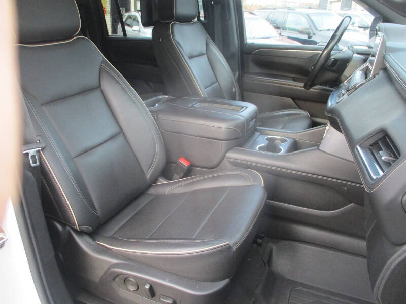 2021 GMC Yukon XL SLT