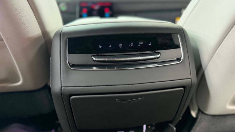 2026 Cadillac Escalade-V ESV