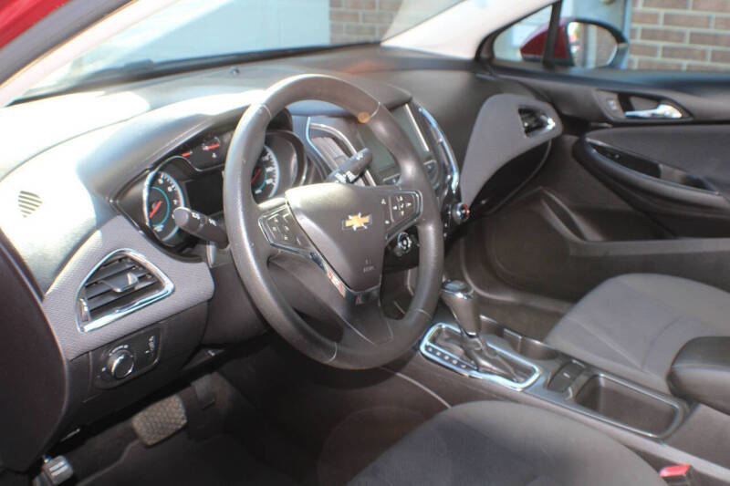 2018 Chevrolet Cruze LT Auto