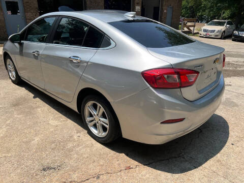 2018 Chevrolet Cruze LT Auto