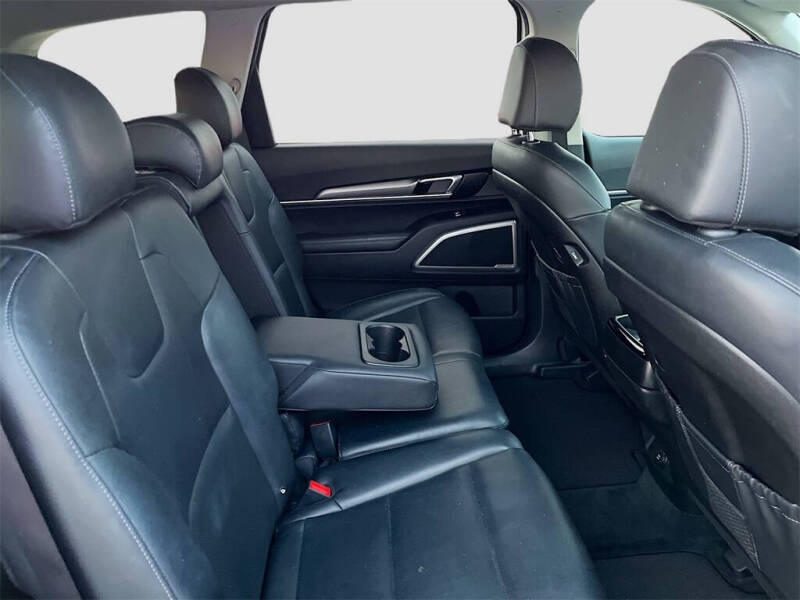 2022 Kia Telluride LX