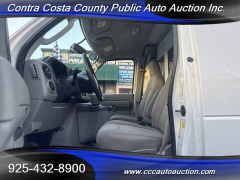 2014 Ford E-Series E-150
