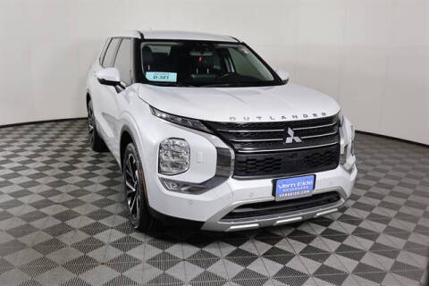 2023 Mitsubishi Outlander SE