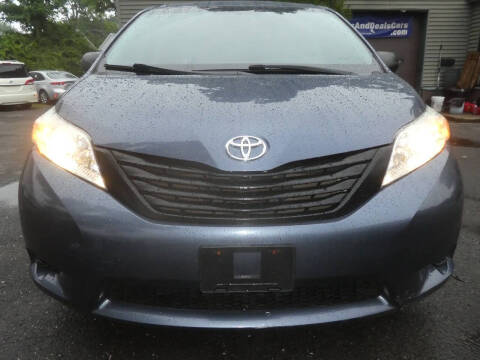 2017 Toyota Sienna