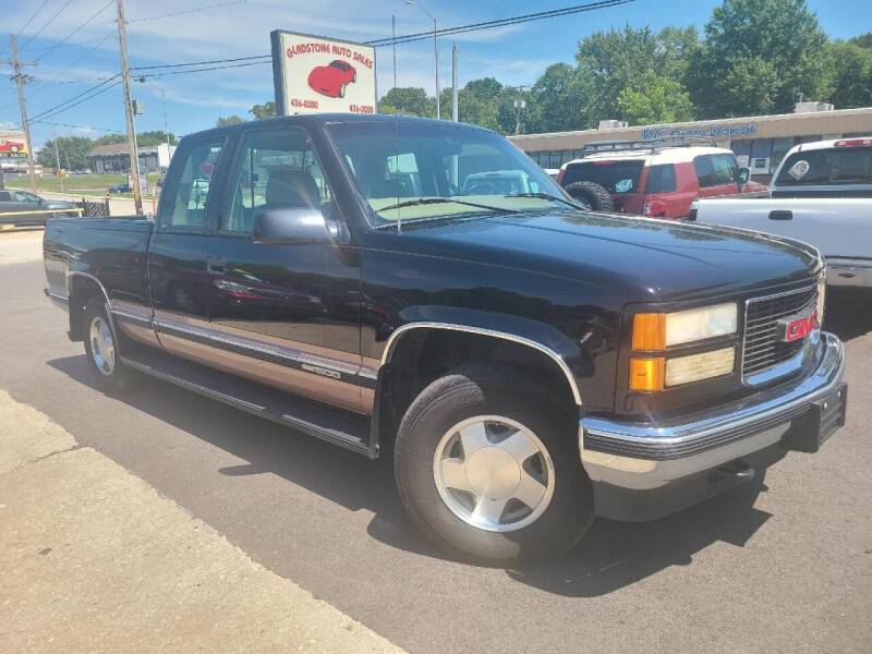 1998 GMC Sierra 1500 for sale at GLADSTONE AUTO SALES    GUARANTEED CREDIT APPROVAL in Gladstone MO