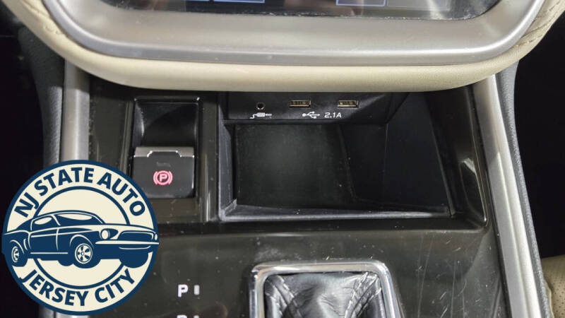 2022 Subaru Legacy Limited XT