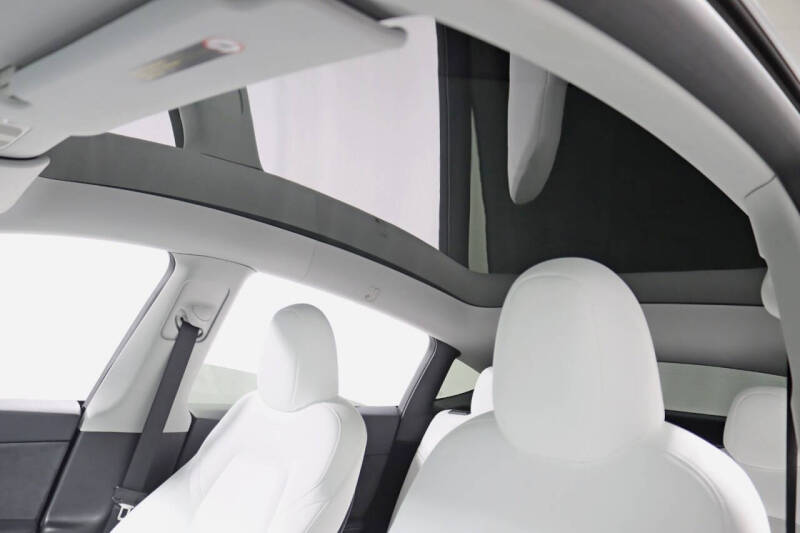 2025 Tesla Model Y Performance