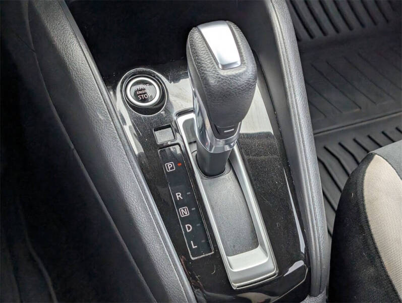 2020 Nissan Versa SV