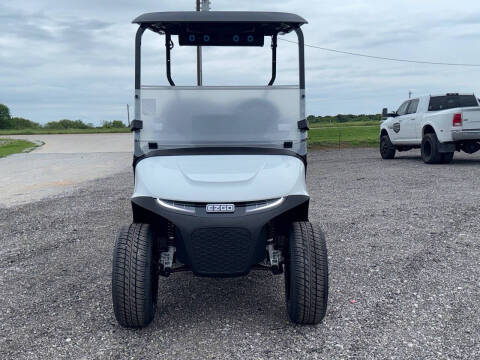 2026 E-Z-GO RXV 4