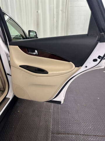 2017 Infiniti QX50