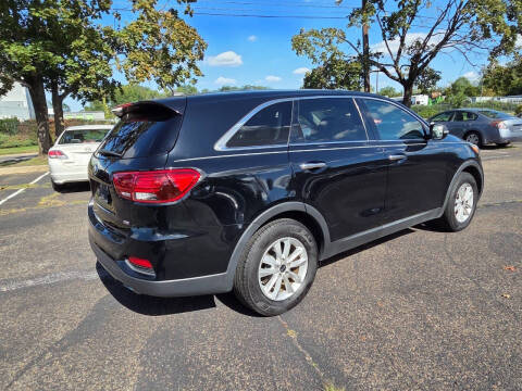 2019 Kia Sorento LX