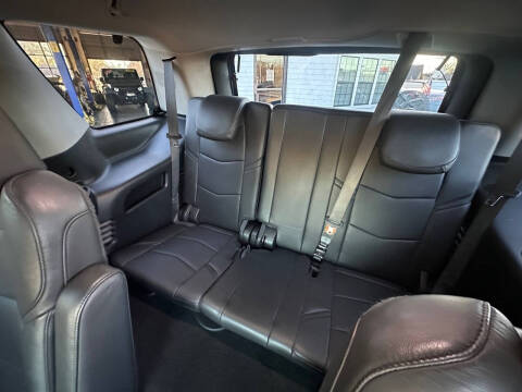 2019 Cadillac Escalade Luxury