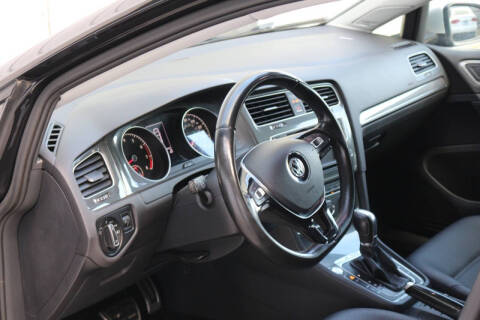 2017 Volkswagen Golf Alltrack