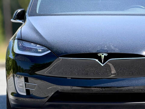 2019 Tesla Model X Standard Range