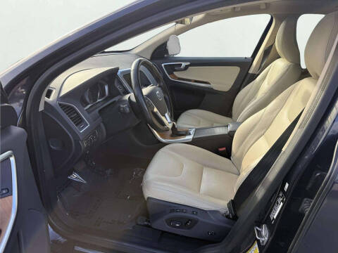 2017 Volvo XC60 T6 Inscription