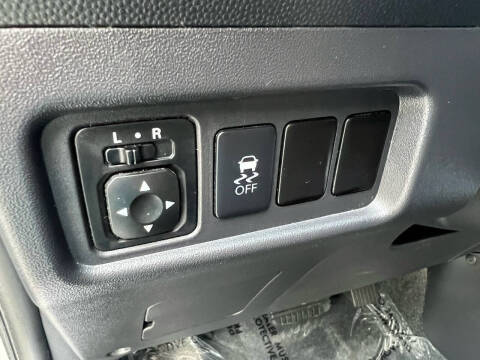 2018 Mitsubishi Mirage ES