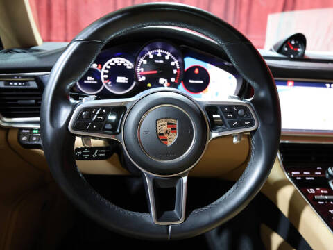 2018 Porsche Panamera