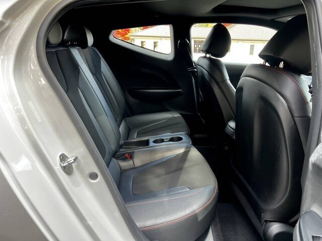 2020 Hyundai Veloster 2.0L Premium