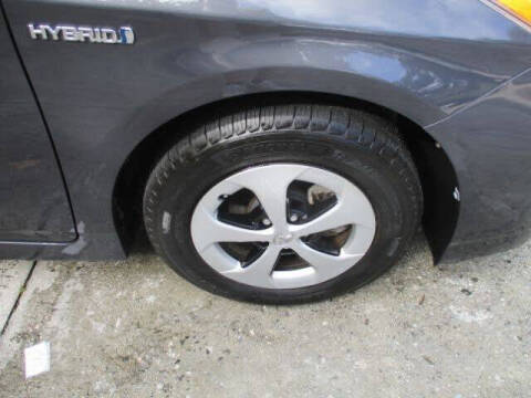 2013 Toyota Prius Three