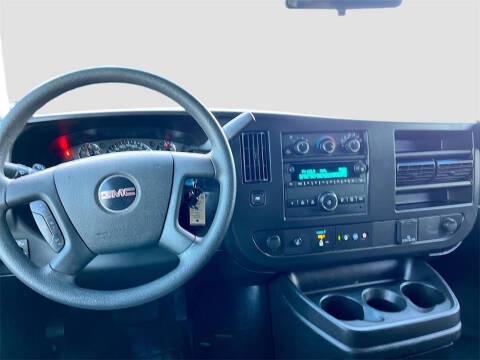 2024 GMC Savana 2500