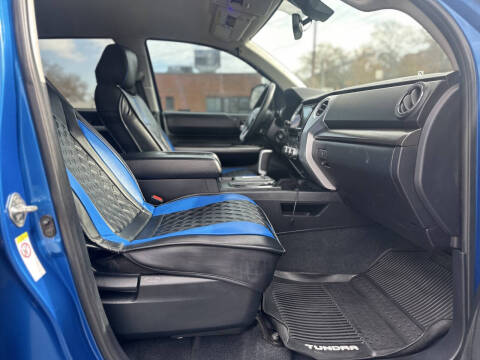 2018 Toyota Tundra SR5